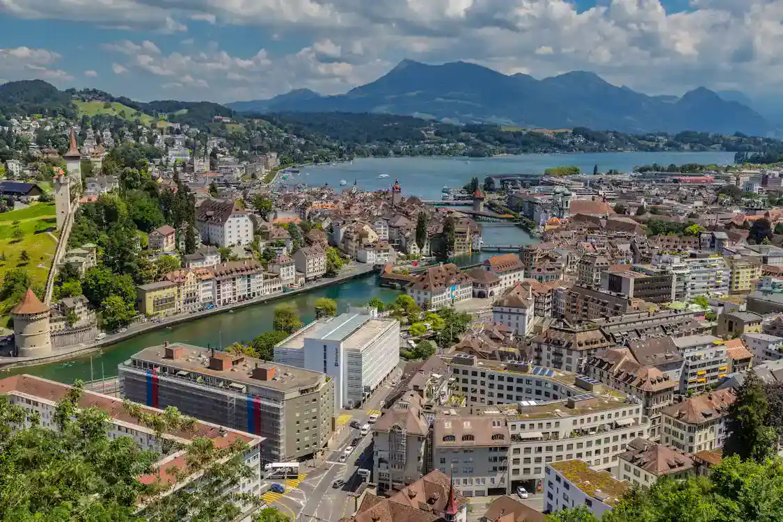 lucerne -best places to see in Switzerland-travel guide voyage