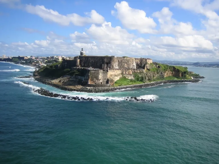 Best Times to Visit Puerto Rico | travelguidevoyage.com